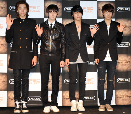 ▲표절 소송에 휘말린 외톨이야를 부른 씨엔블루. /사진=더팩트DB