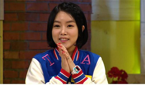 ▲예능 프로그램에 출연해 나이 의혹이 불거진 티아라 소연/사진=캡처