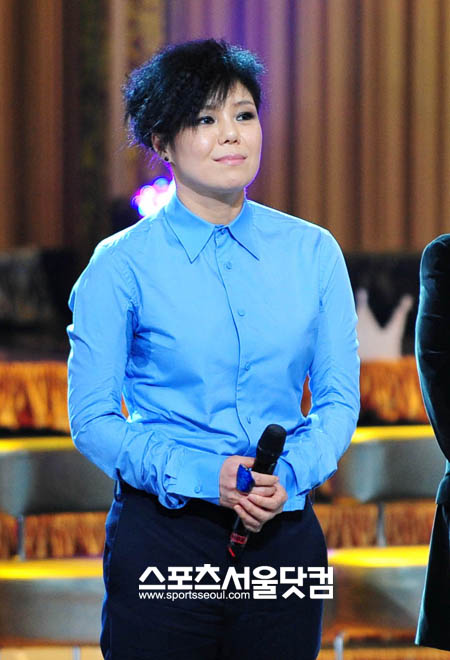 ▲ 지난 1월 극비리에 결혼한 사실이 알려진 가수 이은미/사진=더팩트DB