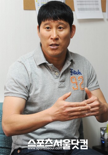 ▲ 국가대표팀 현황에 대한 이야기를 하고 있는 고정운