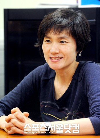 ▲ 이청용(볼턴)의 팬이라고 밝힌 현정화 / ⓒ 노시훈 기자