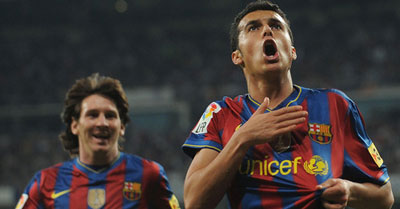 ▲ 바르셀로나의 페드로(오른쪽)와 리오넬 메시 <출처 - 스카이스포츠>