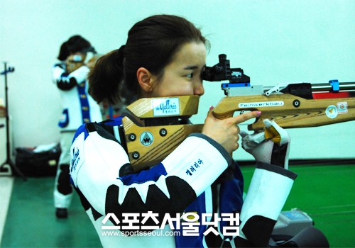 ▲절치부심, 내년 런던올림픽을 향한 강초현의 의지는 남다르다