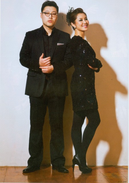 ▲2집 앨범 테라 인코그니타로 컴백한 재즈 보컬리스트 남예지(오른쪽)와 앨범프로듀싱을 담당한 황인규