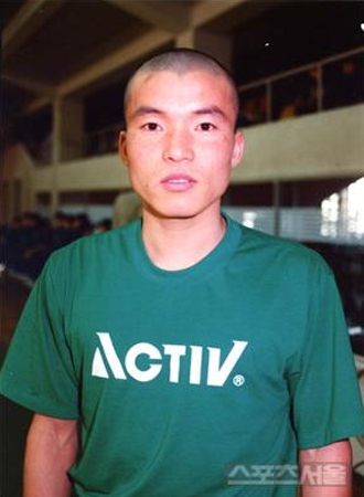 ▲ 삭발한 황영조를 기억하는가.