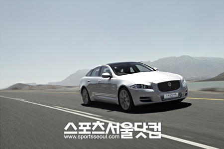 ▲ 재규어 올 뉴 XJ