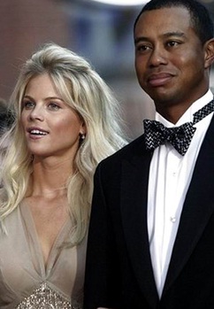 ▲ 지난해 8월 타이거 우즈(오른쪽)와 이혼한 엘린 노르데그렌(왼쪽)