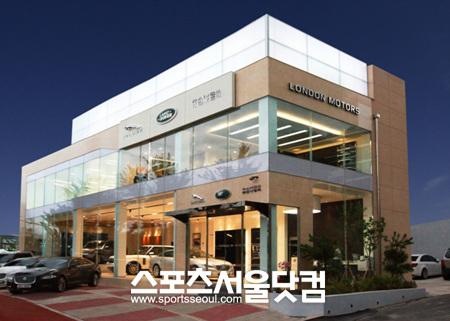 ▲ 재규어 랜드로버 전주 전시장
