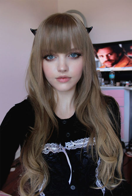 ▲빼어난 이목구비와 몸매로 찬사를 받고 있는 다코타