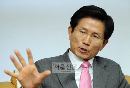 ▲ 김문수 경기도지사. 김 지사가 우근민 제주도지사를 면담하는 과정에서 또 말 실수를 해 논란이 일고 있다.