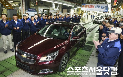 ▲ 쉐보레 말리부 양산 기념식