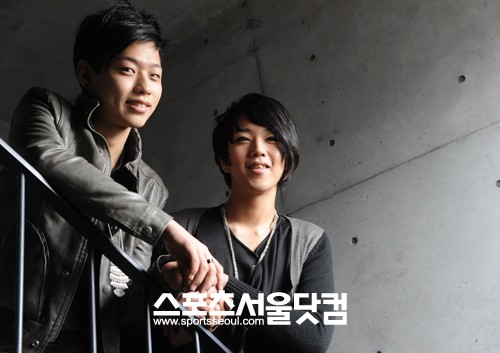 ▲완도 브라더스가 될 뻔 했던 톡식 멤버 김슬옹(왼)과 김정우/ 노시훈 기자