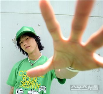 ▲팝핀현준의 초창기 활동 모습. 사진=스포츠서울DB