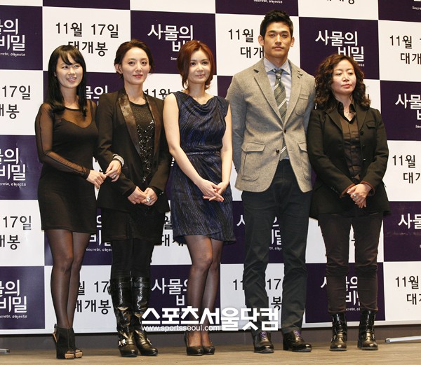 ▲영화 사물의 비밀 기자시사회에 참석한 배우 박희진, 윤다경, 장서희, 정석원, 감독 이영미(왼쪽에서 부터)./ 박정훈 인턴기자