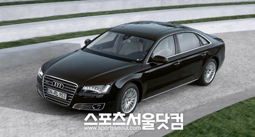 ▲ 뉴 아우디 A8L W12