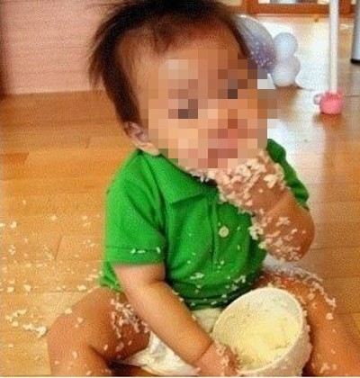 ▲변기에 편안히 자리잡은 아이 등 동양 아이들의 짖궃은 모습들이네티즌들 사이에 화제다.