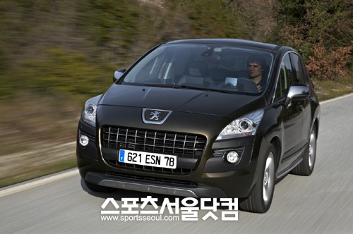 ▲ 푸조 3008 e-HDi