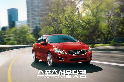 ▲ The All-New Volvo S60