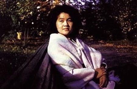 ▲ 두 번째 부인 성혜림. 성혜림은 공식 혼인을 맺은 아내가 아닌 아닌 동거녀에 가까웠다. /중국 커뮤니티 사이트