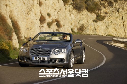 ▲ 벤틀리 뉴 컨티넨탈 GTC