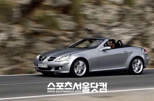 ▲ 메르세데스-벤츠 SLK 2세대