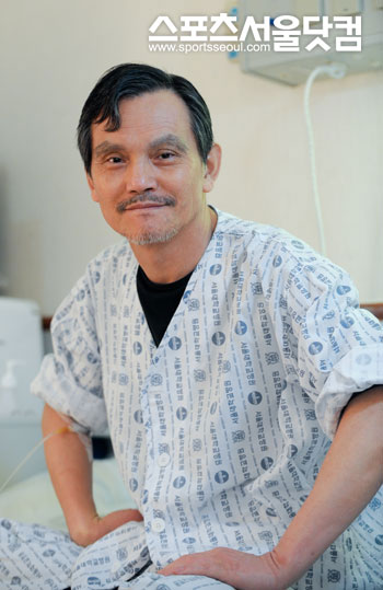 ▲ 김태촌은 1970~1980년대 악명 높은 조폭 두목으로 유명하지만 실제 취재진들과의 만남에선 유쾌했다. / 이효균 기자