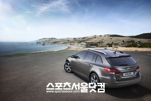 ▲ 쉐보레 크루즈 왜건