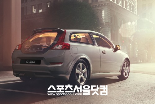 ▲ 볼보 해치백 C30