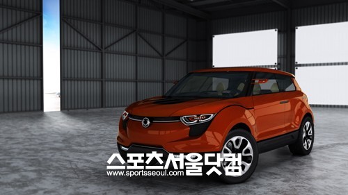 ▲ 쌍용자동차가 2011 프랑크푸르트 모터쇼에서 공개한 소형 CUV 콘셉트카 XIV-1