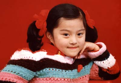 ▲판빙빙의 어린 시절./중신왕 제공