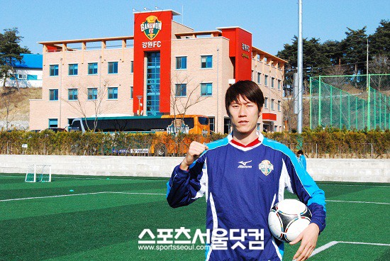 ▲ 올 시즌 강원FC의 비상을 이끌고 있는 주장 김은중(34). / 강릉=김용일 기자