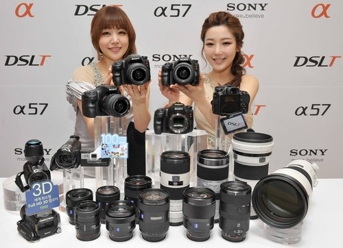 ▲ 소니코리아가 업그레이드된 DSLT 알파57을 28일 공개했다.