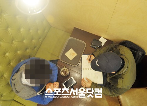 ▲소속사에 대해 오픈월드가 아니라 장○○월드라고 비유한 A씨./문병희 기자