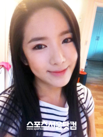 ▲떠오르는 신예배우 강혜진 셀카 사진이 화제를 모으고 있다.