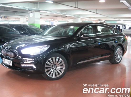 중고차 매물로 등록된 기아차 K9. / 사진출처-SK엔카