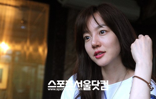 책을 읽고 기타를 치며, 커피를 공부하면서 취미 생활을 하고 있다는 임수정.