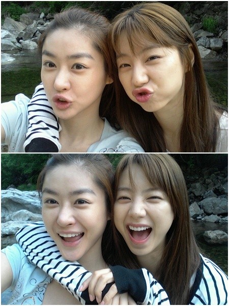 셀카 사진으로 우애를 과시한 이하린(왼쪽)과 박수진./이하린 트위터