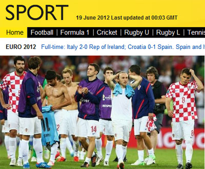 19일 스페인에 0-1로 져 8강 진출에는 실패했지만 슬라벤 블리치 감독의 칭찬을 받은 크로아티아 선수들. / BBC  캡처