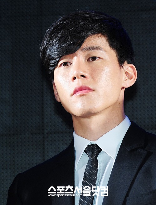 김무열의 소속사 프레인의 여준영 대표가 병역 비리 의혹을 받고 있는 김무열에 대해 해명했다./더팩트DB