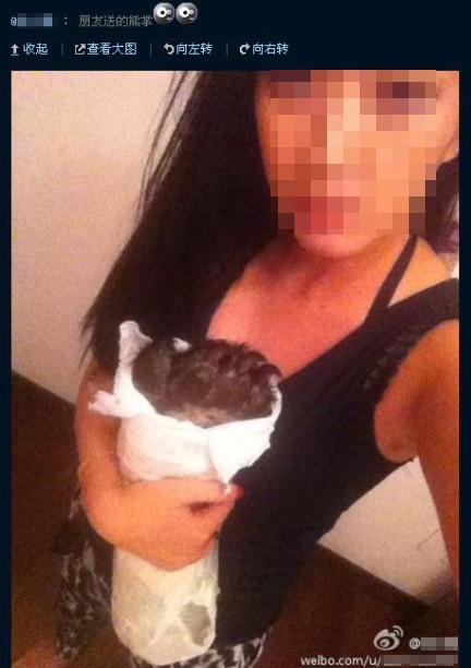 중국 인터넷에서 논란이 되고 있는 곰발녀./중국 웨이보 캡처