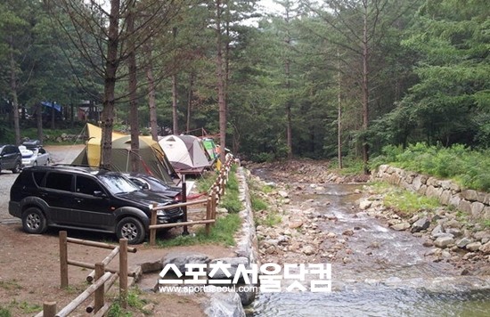 여름 휴가철은 폭염과 장마, 소나기 등에 대한 준비를 철저히 해야한다./청옥산 휴양림