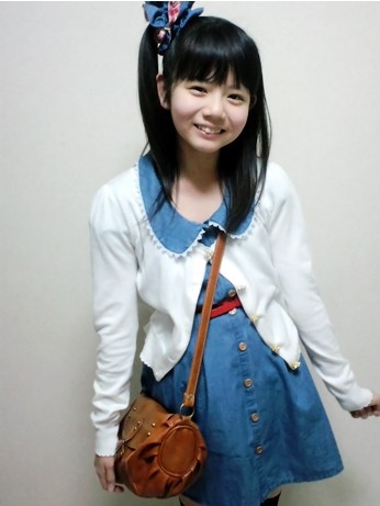 손예진 닮은 아이돌로 소개된 소녀./온라인커뮤니티 캡처