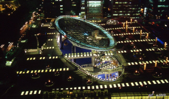 나고야의 미래 현대적인 분위기를 맛볼 수 있는 오아시스21.