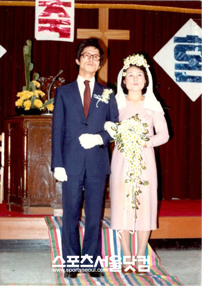 김 지사는 설씨에게 수차례 청혼한 끝에 결혼에 성공했다. / 김문수 경기도지사 선거 캠프 제공