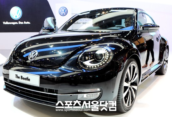 올 하반기 국내에 출시되는 폭스바겐 3세대 더 비틀이 지난 5월 열린 부산국제모터쇼에 먼저 공개됐다.