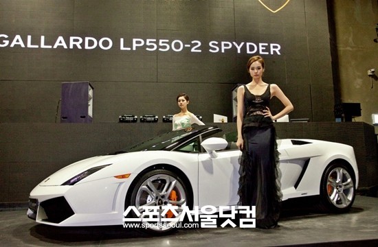 19일 람보르기니 가야르도 LP550-2 스파이더가 국내에 출시됐다.