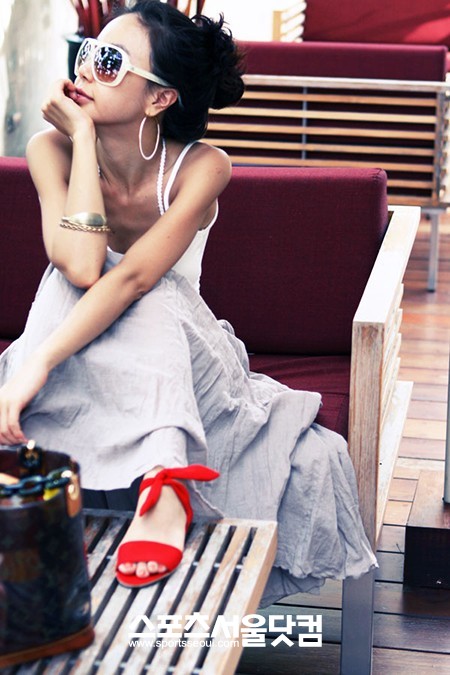 황혜영이 자신의 쇼핑몰 논란에 대해 사과했다. /더팩트DB