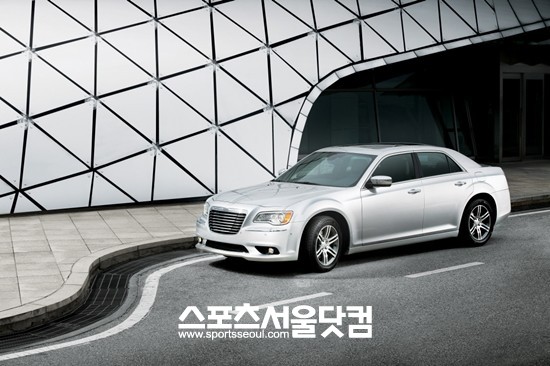 크라이슬러 코리아가 8월 동안 특별 프로모션을 실시한다.