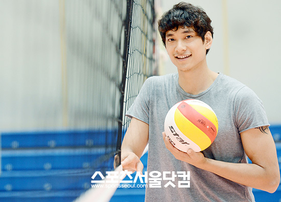 김요한은 올림픽 열기가 한창이던 기간에도 묵묵히 강훈련을 소화하며 구슬땀을 흘렸다. / 수원=노시훈 기자