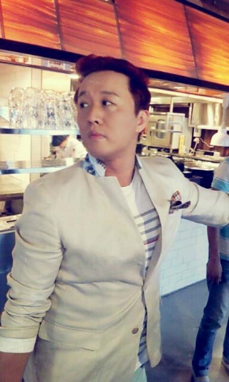 개그맨 정준하가 자신의 트위터에 날렵한 턱선이 담긴 사진을 공개했다. / 정준하 트위터 캡처